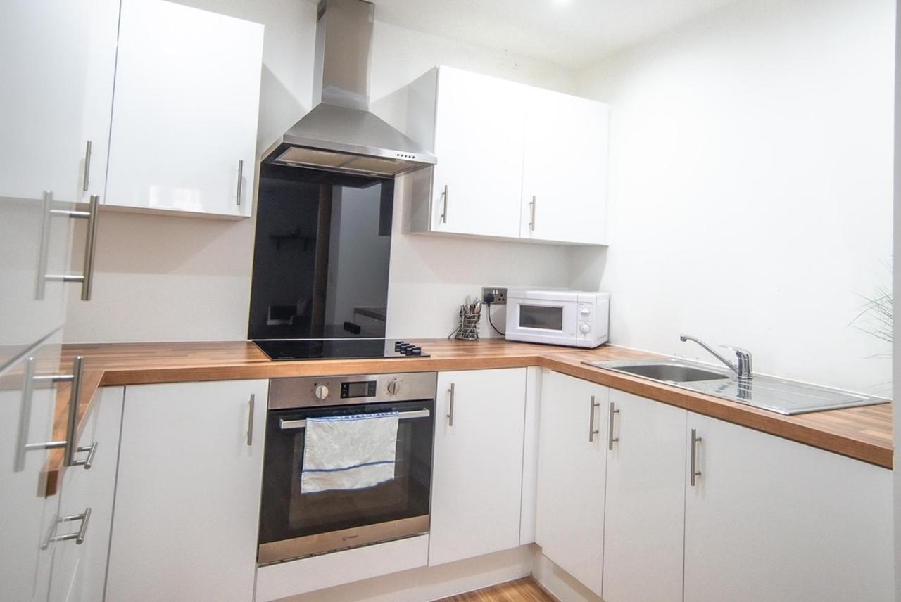 Hallsphere - Stunning Apartment Salford Quays Manchester Buitenkant foto